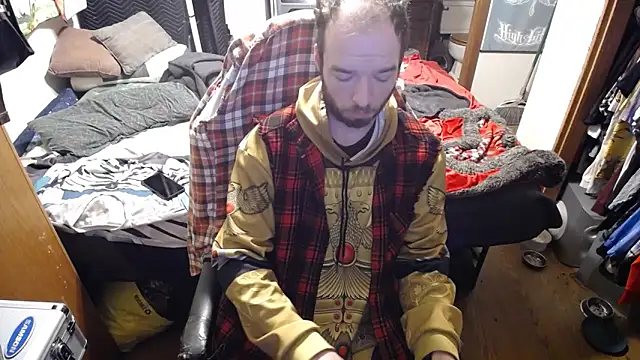 Snapshot of womenhateme69 chatting on November 25, 4:01 am womenhateme69 online show from November 25, 4:01 am