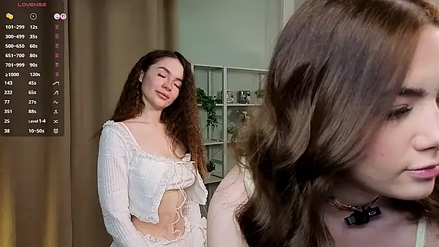 Snapshot of TashiaBosack chatting on November 22, 1:04 am TashiaBosack online show from November 22, 1:04 am