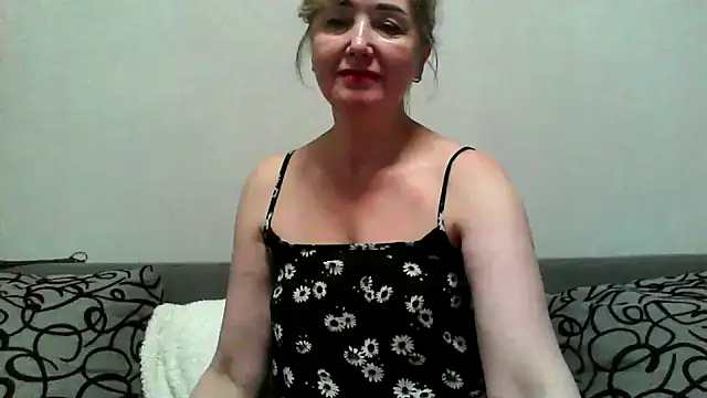 IrynaMolbertx online show from March 11, 6:03 pm