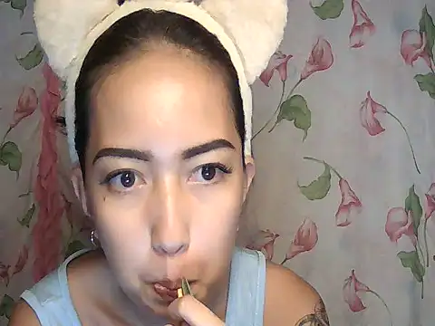 Soft Angel8 online show from July 8, 10:09 am
