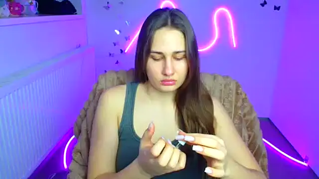 Stefanie Sweet online show from March 6, 6:32 am