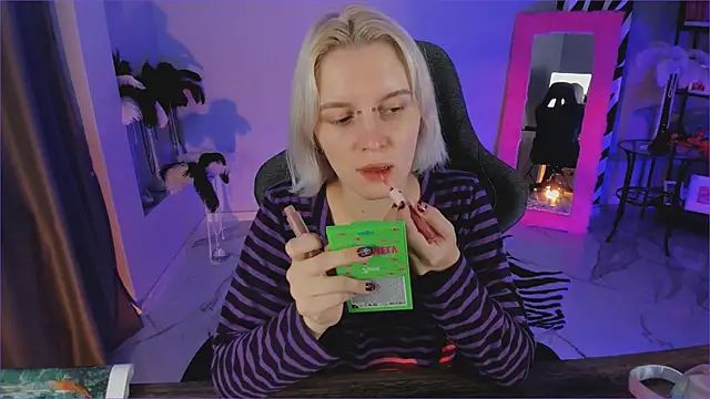 BethanyCloud online show from December 4, 5:17 am