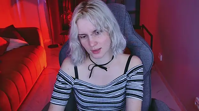 BethanyCloud online show from June 16, 2:14 am