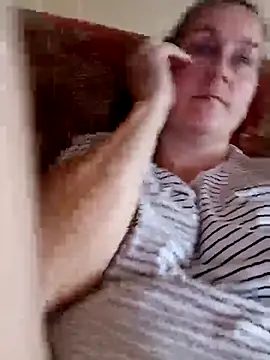 Snapshot of Amandda_ chatting on September 24, 9:23 am Amandda online show from September 24, 9:23 am