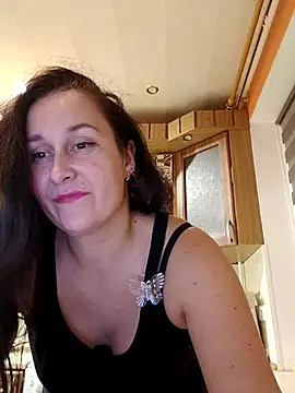 Snapshot of Amandda_ chatting on October 15, 7:03 pm Amandda online show from October 15, 7:03 pm