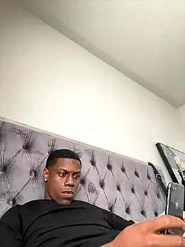 Snapshot of labishyoung25 chatting on October 1, 1:28 pm labishyoung25 online show from October 1, 1:28 pm