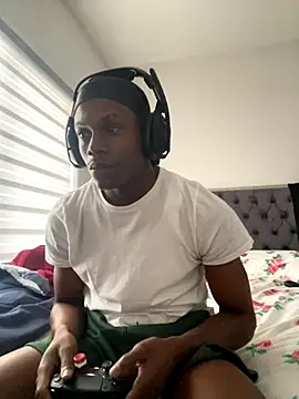 Snapshot of labishyoung25 chatting on December 3, 7:56 pm labishyoung25 online show from December 3, 7:56 pm