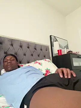 Snapshot of labishyoung25 chatting on February 21, 9:16 pm labishyoung25 online show from February 21, 9:16 pm