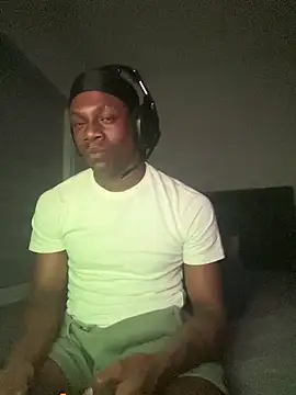 Snapshot of labishyoung25 chatting on March 11, 6:19 am labishyoung25 online show from March 11, 6:19 am