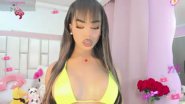Snapshot of DarliingSweet chatting on June 23, 3:10 pm DarliingSweet online show from June 23, 3:10 pm