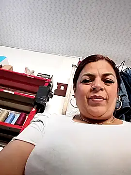 Mia-Glow online show from September 9, 12:48 pm