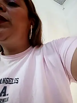 Mia-Glow online show from December 18, 5:52 pm