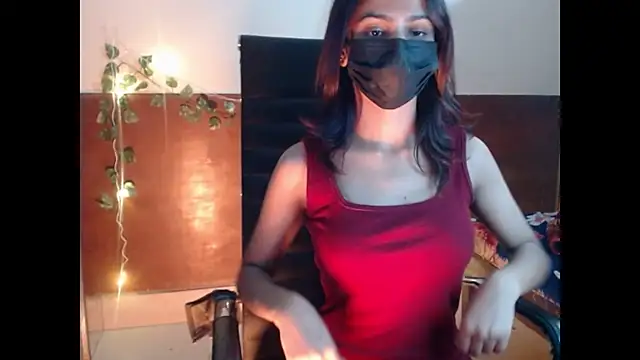 Snapshot of _kamyaa09 chatting on January 18, 4:22 pm kamyaa09 online show from January 18, 4:22 pm