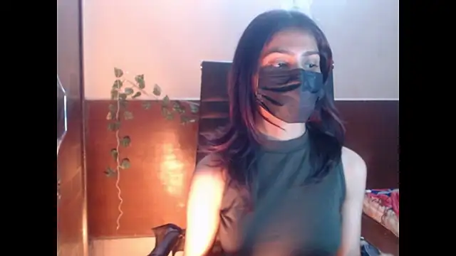 Snapshot of _kamyaa09 chatting on January 19, 11:58 am kamyaa09 online show from January 19, 11:58 am