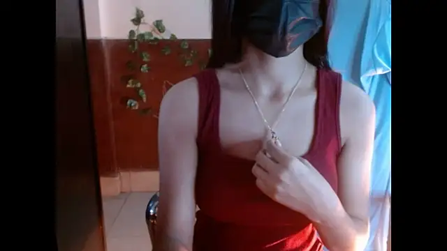 Snapshot of _kamyaa09 chatting on February 12, 1:39 pm kamyaa09 online show from February 12, 1:39 pm