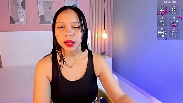 Snapshot of candy_lux30 chatting on September 9, 4:01 am candy lux30 online show from September 9, 4:01 am