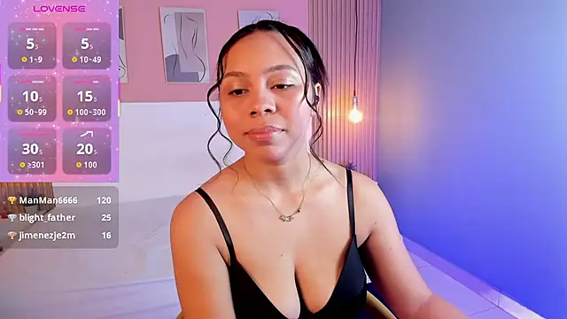 Snapshot of candy_lux30 chatting on September 28, 3:45 am candy lux30 online show from September 28, 3:45 am