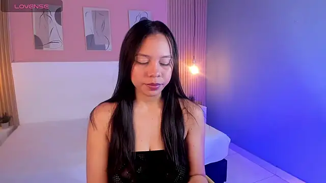 Snapshot of candy_lux30 chatting on October 17, 3:42 am candy lux30 online show from October 17, 3:42 am