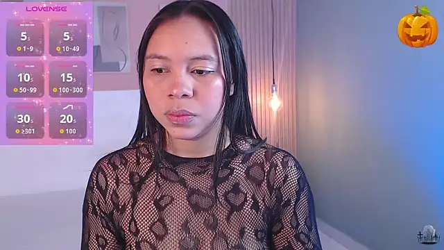 Snapshot of candy_lux30 chatting on November 9, 3:49 am candy lux30 online show from November 9, 3:49 am