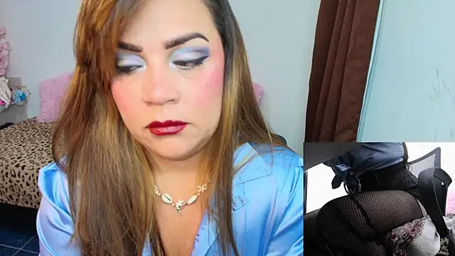 Snapshot of Paulina-Becerraa chatting on July 1, 4:58 am Paulina-Becerraa online show from July 1, 4:58 am