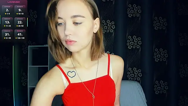 Snapshot of KayleenCurtis chatting on July 10, 4:39 am KayleenCurtis online show from July 10, 4:39 am