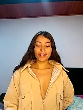 Snapshot of hotwife26 chatting on October 31, 12:28 pm hotwife26 online show from October 31, 12:28 pm