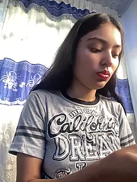 hotwife26 online show from March 4, 8:48 pm