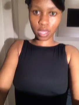 Sexy blackwoman online show from March 27, 8:30 pm