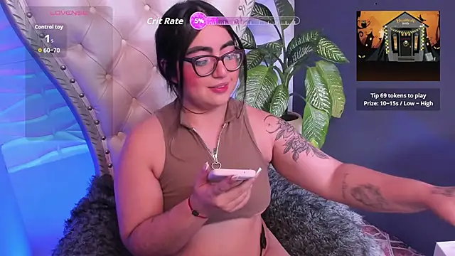 April  foxx online show from October 20, 4:18 pm