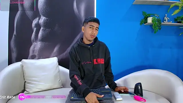 ender h0t online show from October 3, 2:25 pm