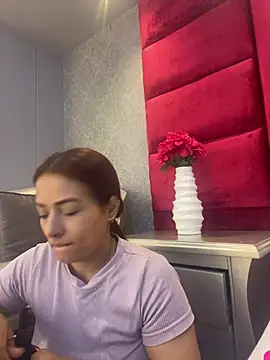 Snapshot of VictoriaFerro chatting on July 25, 1:08 pm VictoriaFerro online show from July 25, 1:08 pm