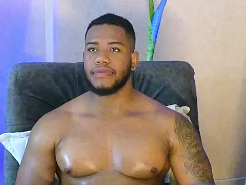 Snapshot of BenjaminCol_ chatting on September 29, 10:36 pm BenjaminCol online show from September 29, 10:36 pm