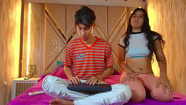 Couplex xxx online show from November 7, 1:38 am