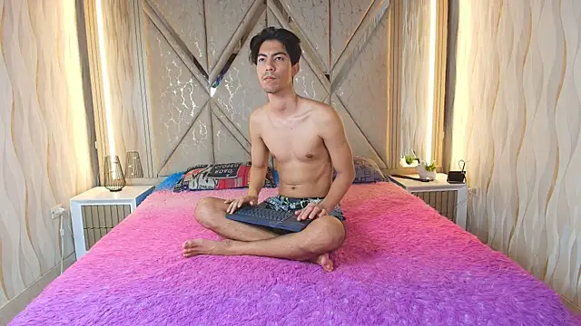 Couplex xxx online show from July 5, 7:04 am