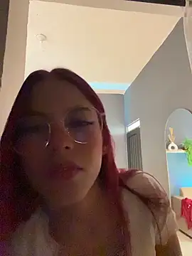 Snapshot of Ibbiie_Madison chatting on November 21, 7:01 pm Ibbiie Madison online show from November 21, 7:01 pm