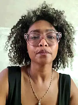 Snapshot of BiiancaEstradaa chatting on June 25, 1:37 pm BiiancaEstradaa online show from June 25, 1:37 pm