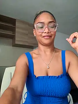 Snapshot of BiiancaEstradaa chatting on June 30, 1:56 pm BiiancaEstradaa online show from June 30, 1:56 pm