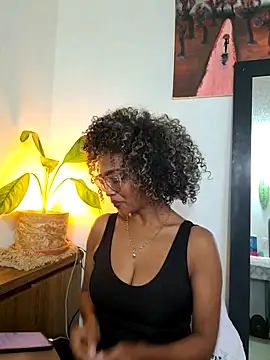 Snapshot of BiiancaEstradaa chatting on July 11, 10:44 pm BiiancaEstradaa online show from July 11, 10:44 pm