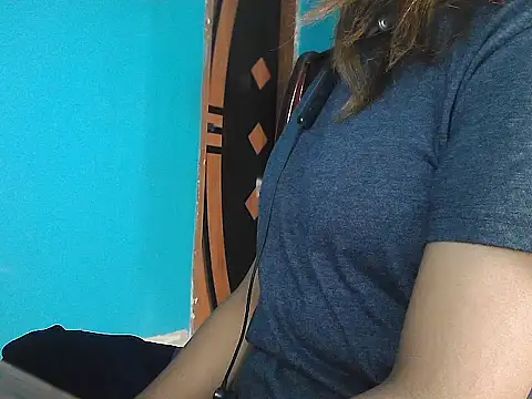 Snapshot of meghbalikargolponoy09 chatting on November 16, 9:26 am meghbalikargolponoy09 online show from November 16, 9:26 am