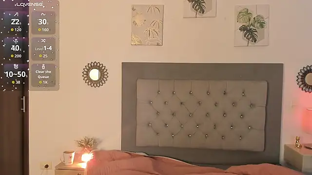 Seraphyne666 online show from September 19, 12:28 pm