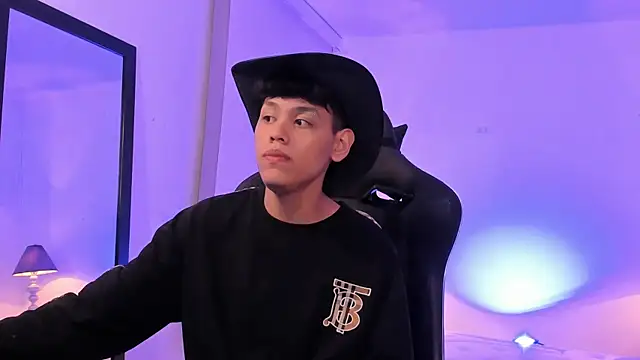 zeus blaze online show from November 4, 7:29 am