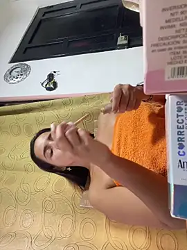 Mia jhoonson online show from May 10, 10:37 pm