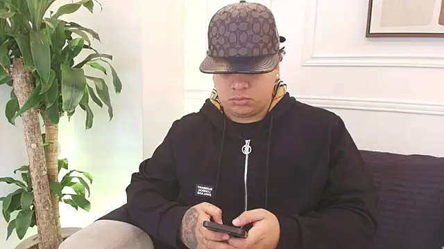 Naim Bennetsex online show from February 2, 7:23 pm