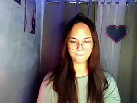 sweetsassyxx online show from April 28, 2:11 pm