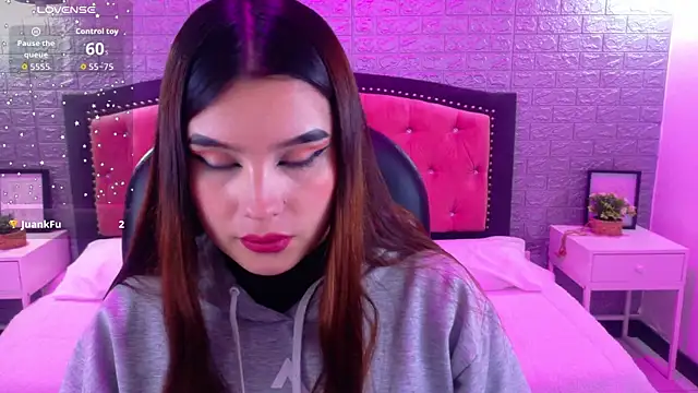 Natalie loffreda online show from November 29, 3:09 am