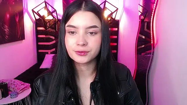 Natalie loffreda online show from April 28, 8:14 pm