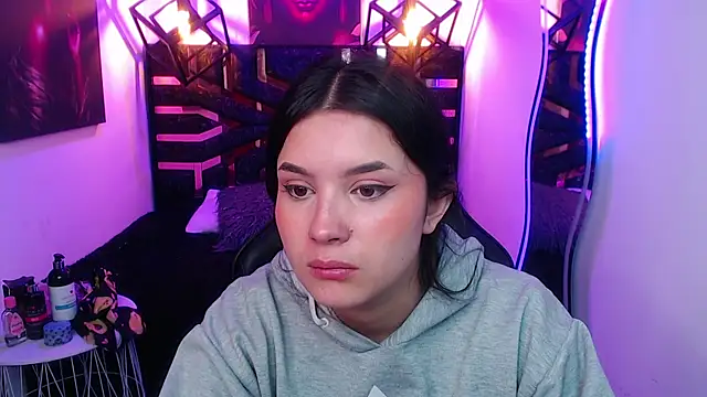 Snapshot of Natalie_loffreda chatting on May 15, 7:54 pm Natalie loffreda online show from May 15, 7:54 pm