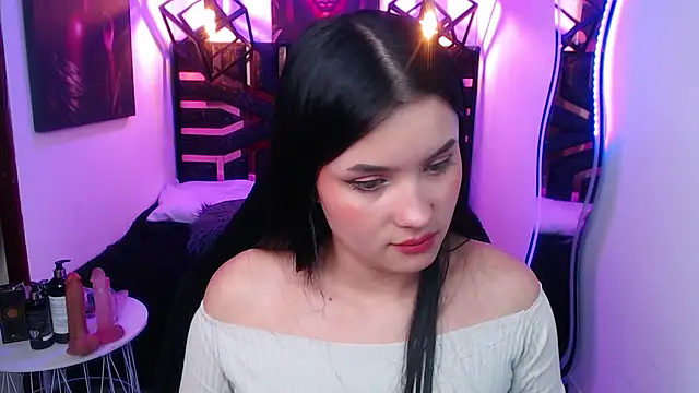 Snapshot of Natalie_loffreda chatting on May 16, 7:34 pm Natalie loffreda online show from May 16, 7:34 pm