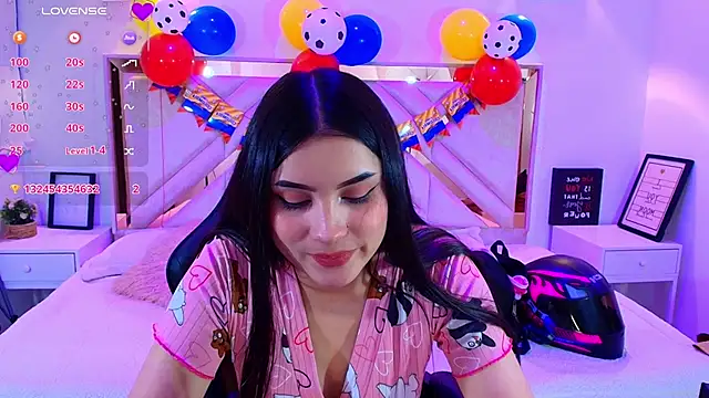 Snapshot of Natalie_loffreda chatting on July 2, 8:04 pm Natalie loffreda online show from July 2, 8:04 pm