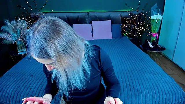 Anna Snows online show from March 7, 6:49 pm